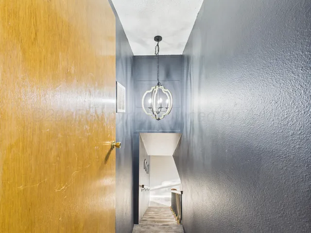 $233,000 | 2600 Comanche Trail, Pampa, TX 79065