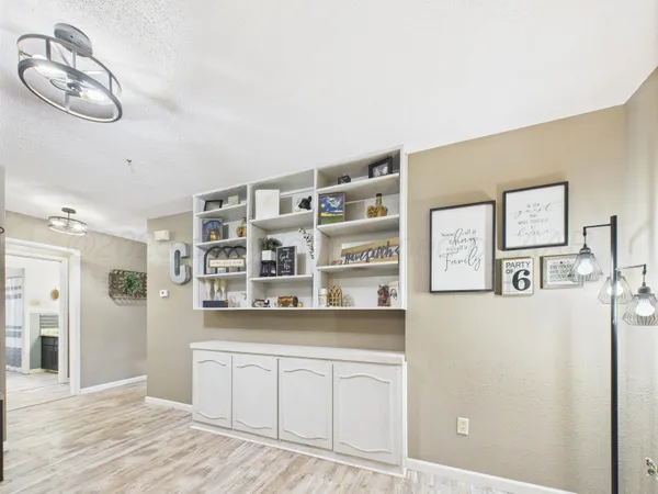 $233,000 | 2600 Comanche Trail, Pampa, TX 79065