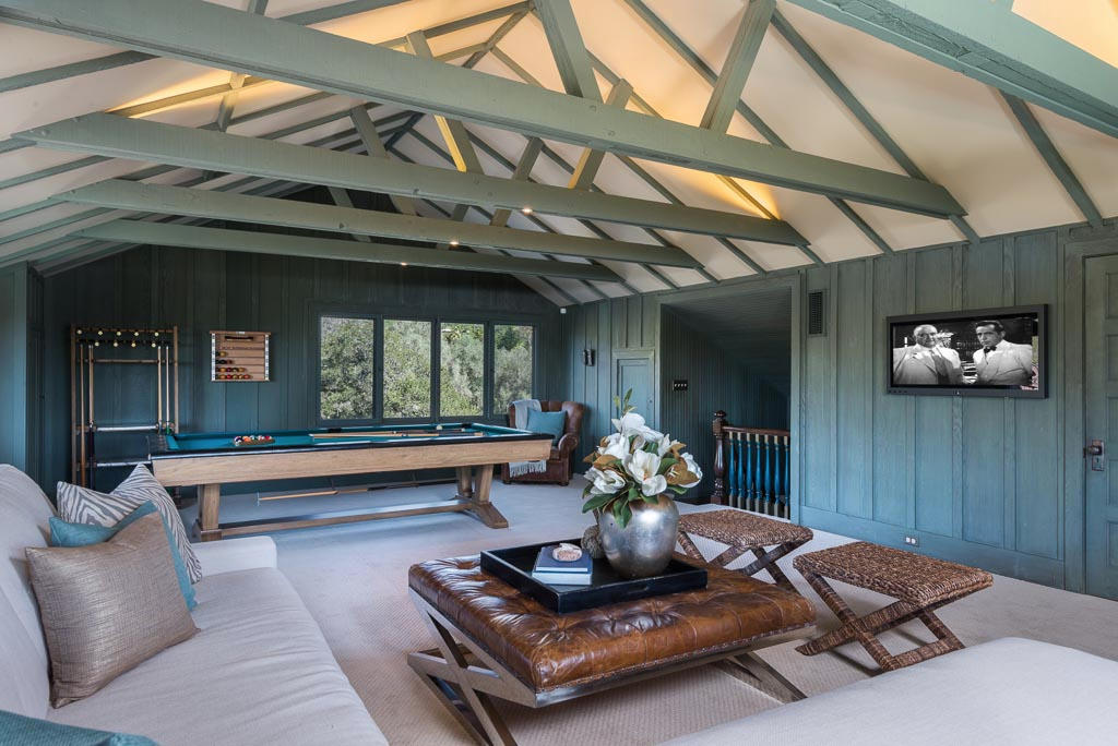 699 San Ysidro Road Montecito, CA 93108 - Photo 17 of 36 a living room with furniture