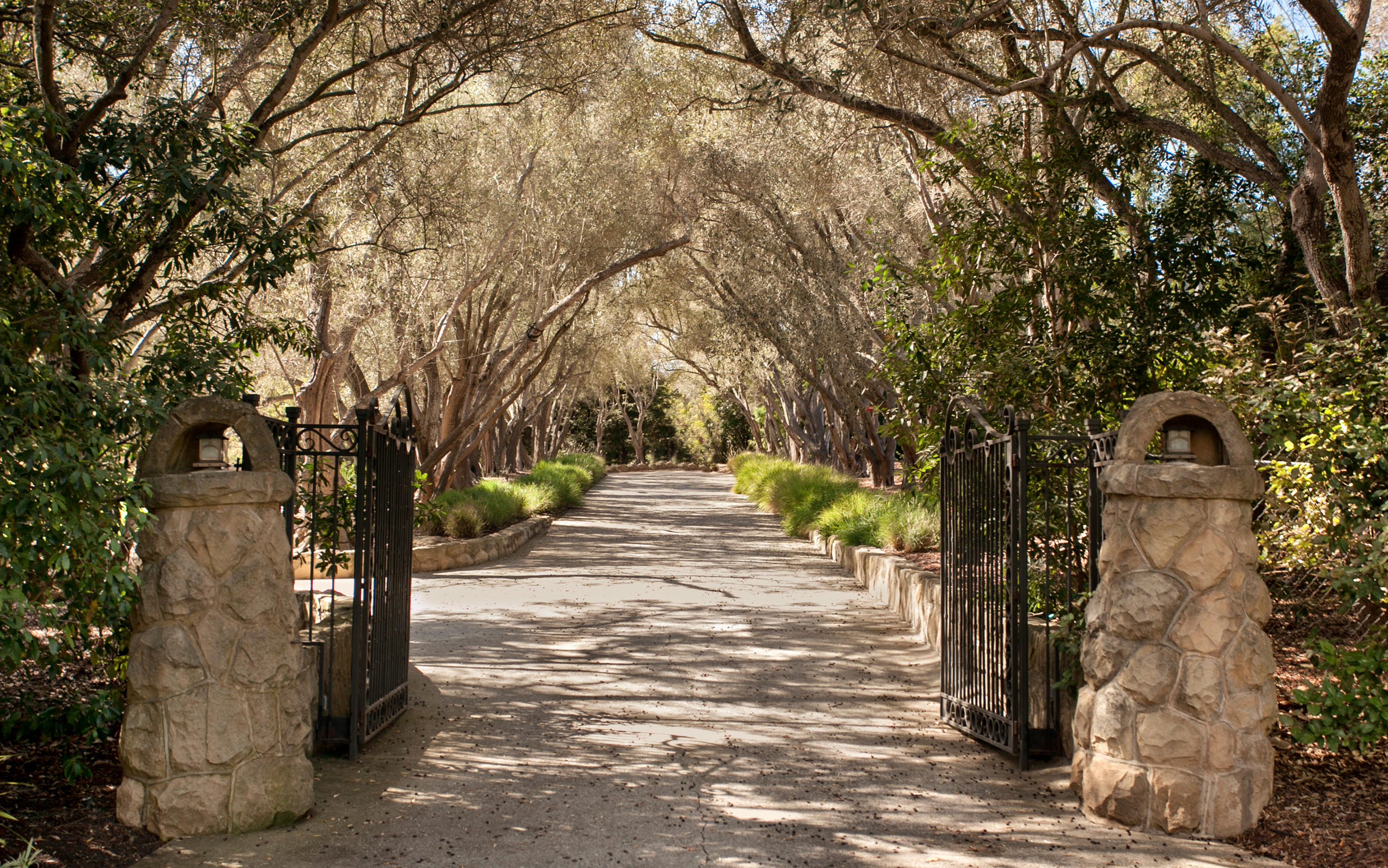 699 San Ysidro Road Montecito, CA 93108 - Photo 19 of 36