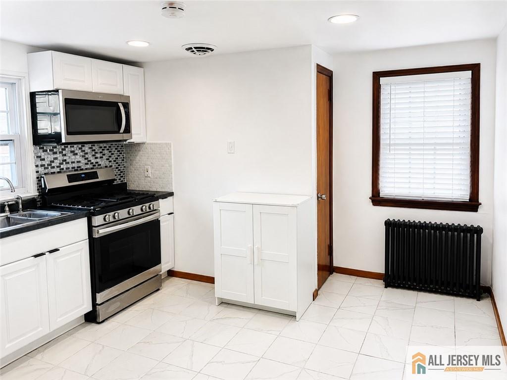 640 Florida Grove Road Keasbey, NJ 08832 - Photo 35 of 40