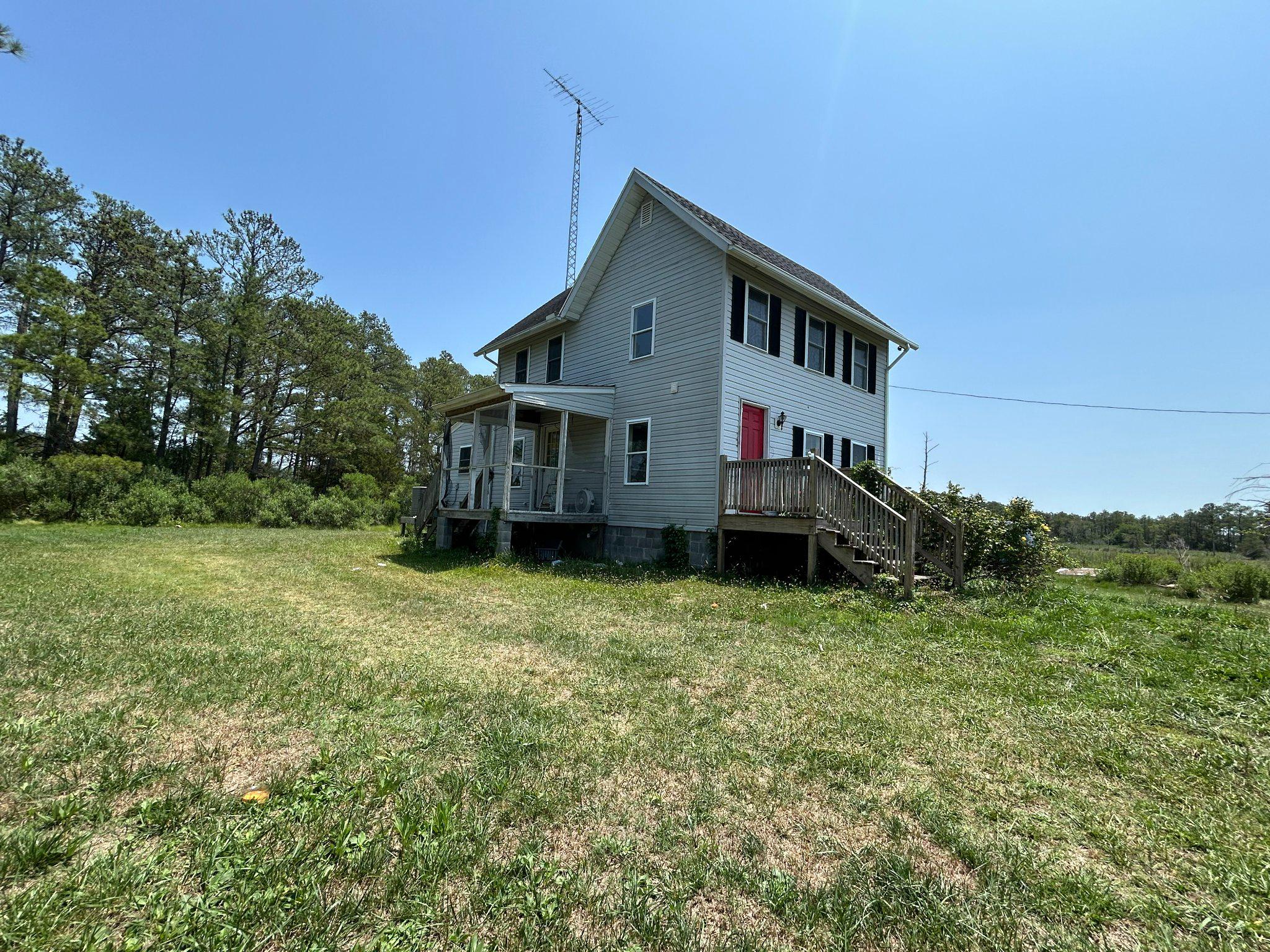 2439 Asquith Island Road Crapo, MD 21626 - Photo 2 of 14 Charming home on spacious green lot.