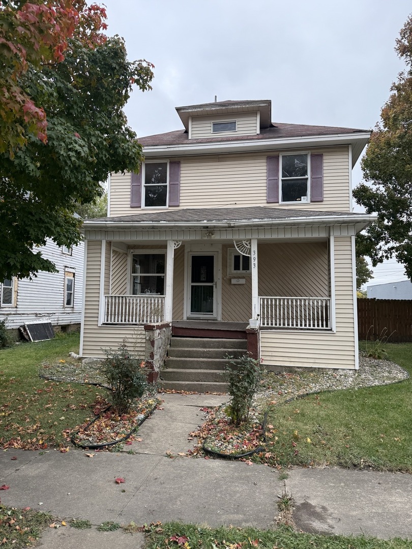393 North 6th Avenue Kankakee, IL 60901 - Photo 1 of 11 front view of a house