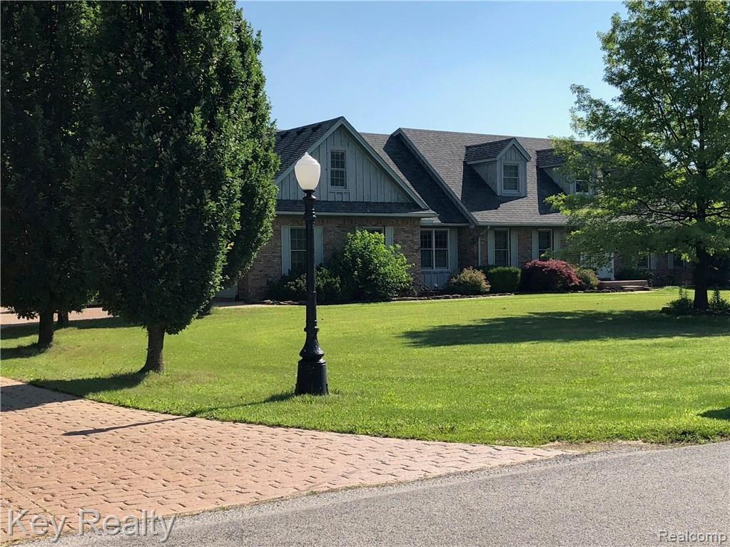 6442 Dixon Road Monroe, MI 48161 - Photo 1 of 33