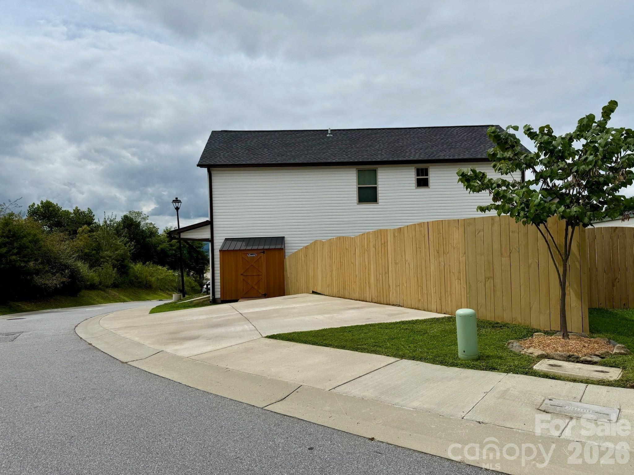 526 Cardwell Lane Fletcher, NC 28732 - Photo 31 of 37