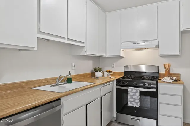 $495,000 | 1273 San Simeon Court, Unit 7, Ventura, CA 93003