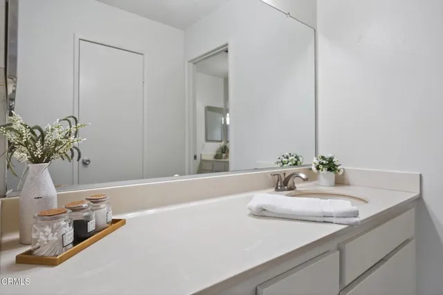 $495,000 | 1273 San Simeon Court, Unit 7, Ventura, CA 93003