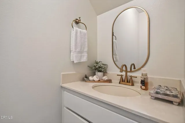 $495,000 | 1273 San Simeon Court, Unit 7, Ventura, CA 93003