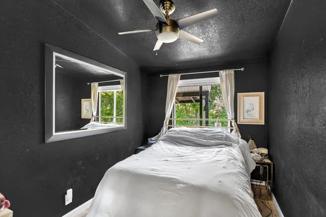 $4,000 | 117 Sandy Circle West, Big Pine Key, FL 33043