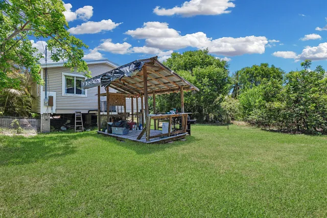 $4,000 | 117 Sandy Circle West, Big Pine Key, FL 33043