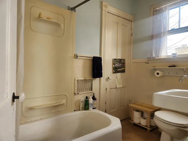 $115,000 | 1301 6th Avenue West, Ashland, WI 54806