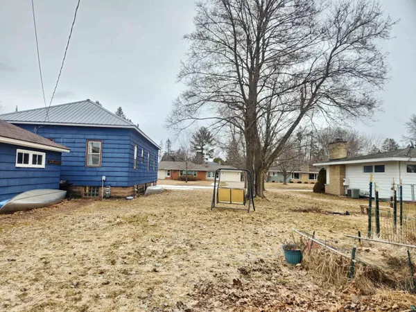 $115,000 | 1301 6th Avenue West, Ashland, WI 54806