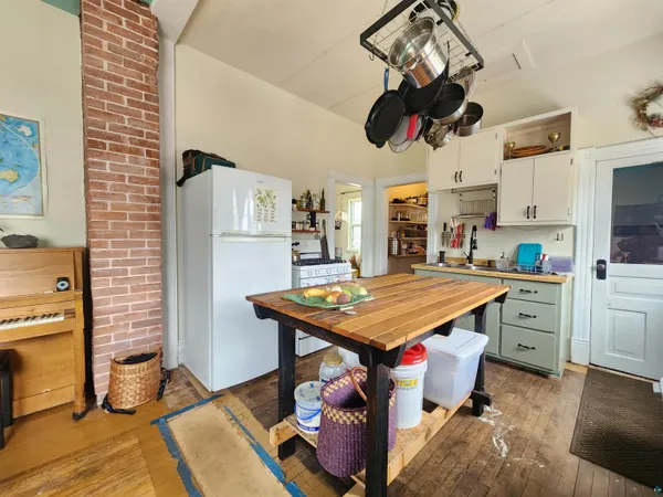 $115,000 | 1301 6th Avenue West, Ashland, WI 54806