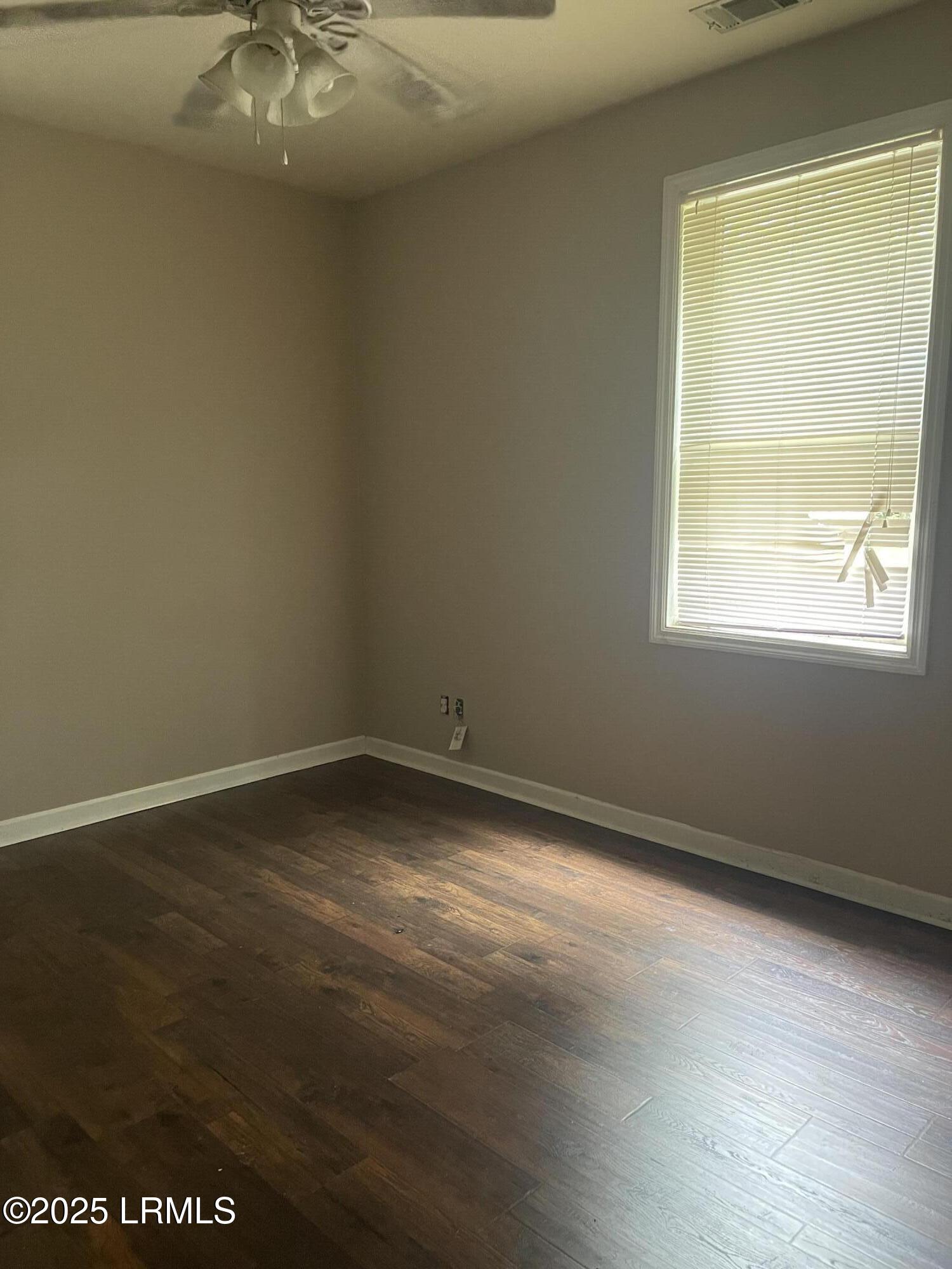 2216 Trask Parkway Seabrook, SC 29940 - Photo 7 of 11 IMG_1679