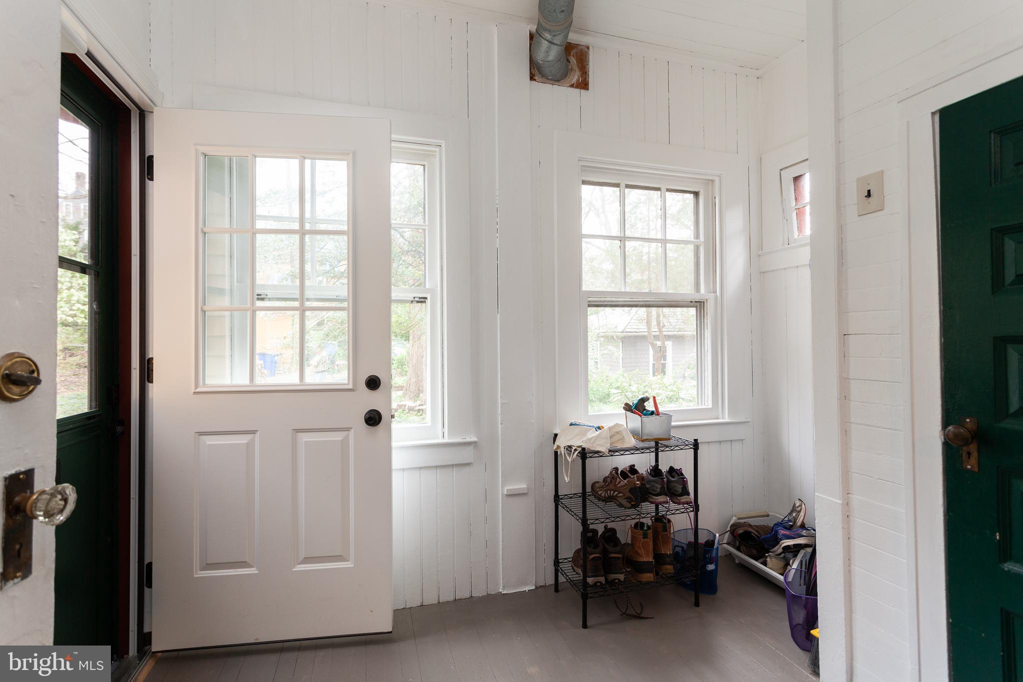 4816 Keswick Road Baltimore, MD 21210 - Photo 14 of 32 Mudroom