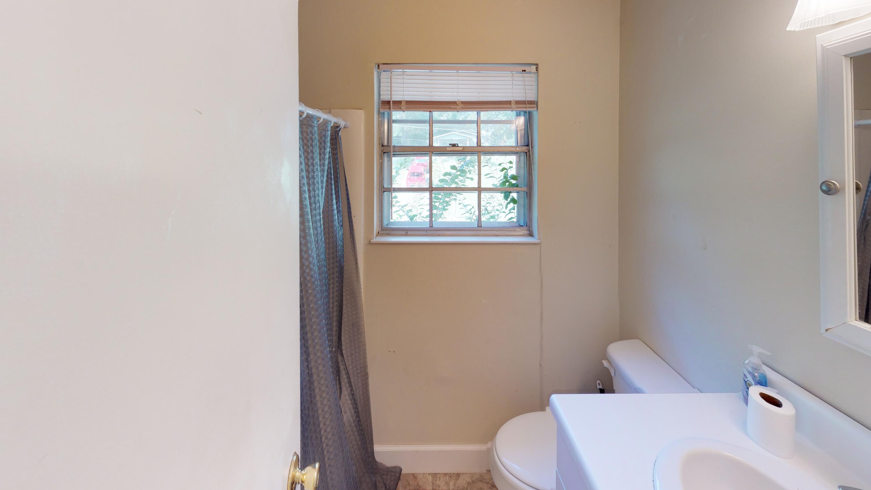 728 Mcgowan Road Chattanooga, TN 37411 - Photo 13 of 21 728-McGowan-Bathroom