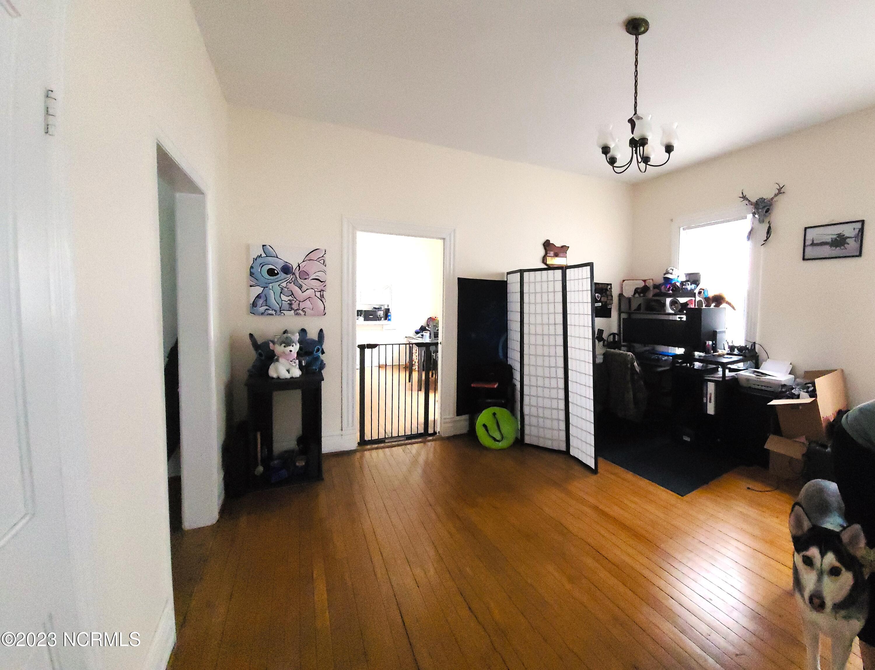 511 Middle Street New Bern, NC 28560 - Photo 16 of 29 LR Apt A