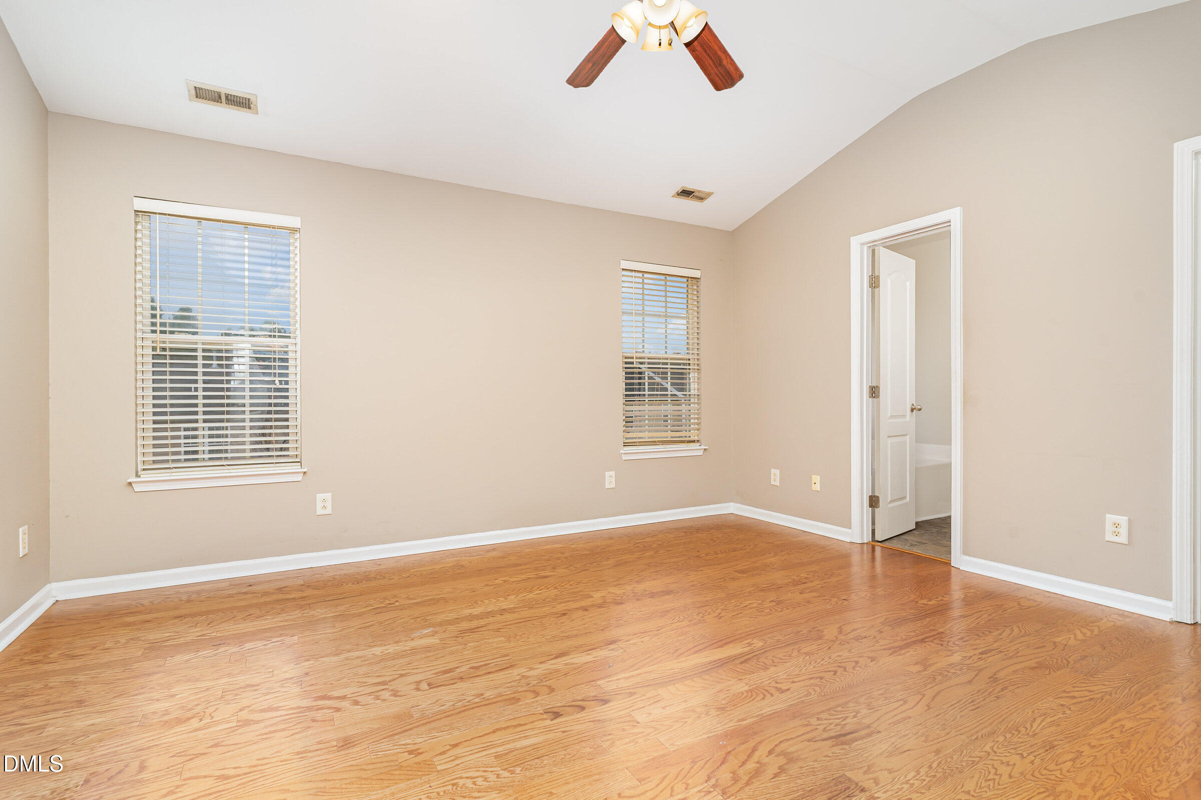 3531 Oneonta Avenue Raleigh, NC 27604 - Photo 18 of 32 a view of an empty room with a window