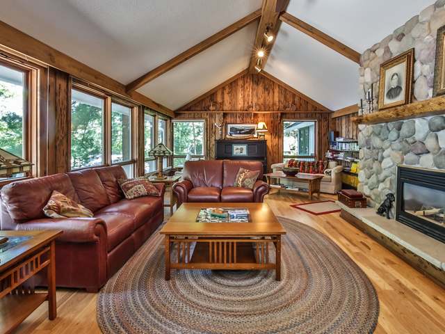 9470 Country Club Road Minocqua, WI 54548 - Photo 3 of 20 Gallery Image 3