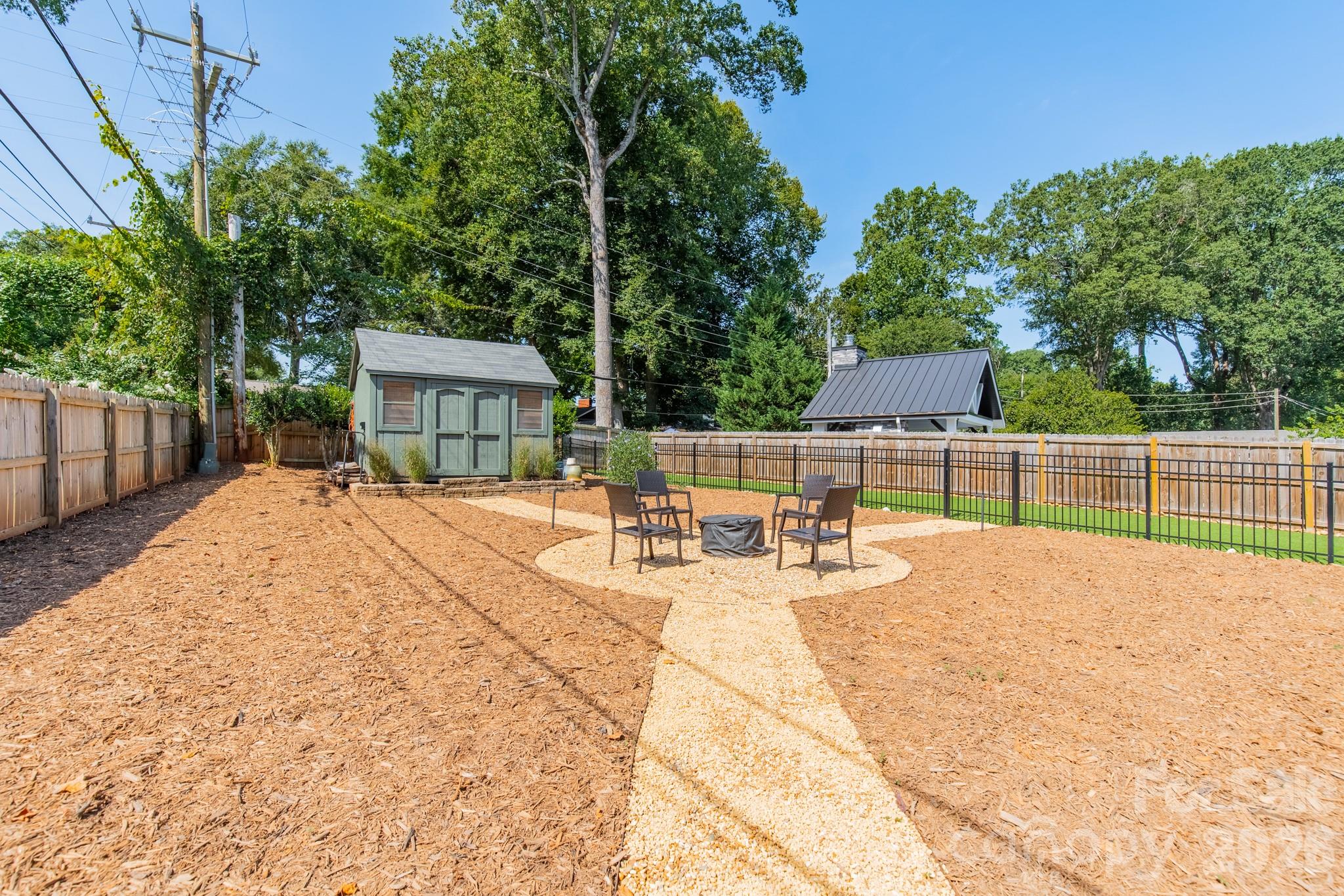 5546 Murrayhill Road Charlotte, NC 28210 - Photo 11 of 48 Gallery Image 11