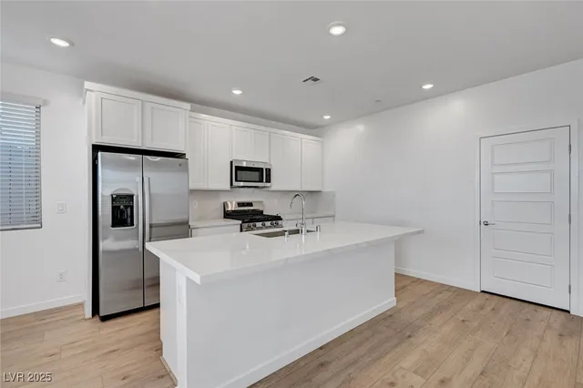 $3,195 | 1498 Marsh Bird Street, Las Vegas, NV 89138