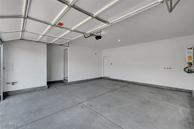 $3,195 | 1498 Marsh Bird Street, Las Vegas, NV 89138