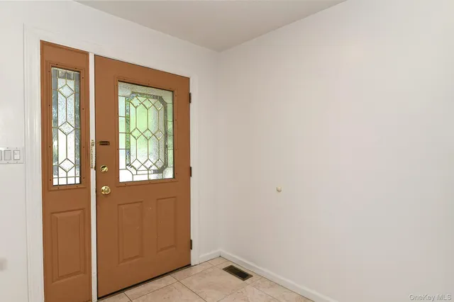 a view of an entryway