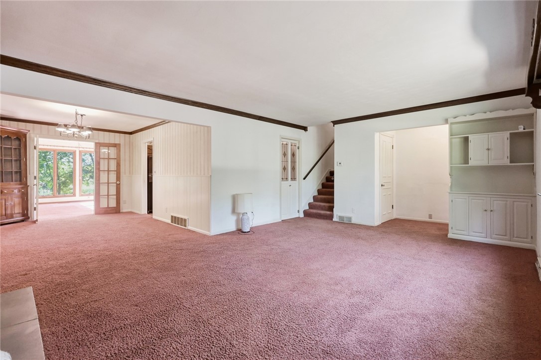 2504 Cross Country Road Beavercreek, OH 45431 - Photo 6 of 46
