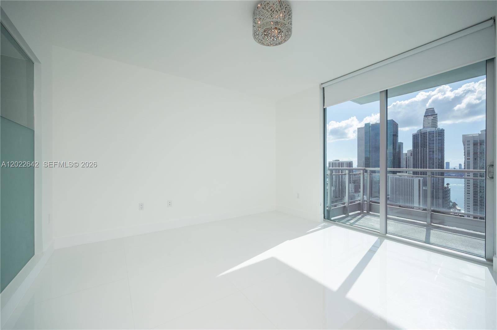92 Southwest 3rd Street, Unit 3411 Miami, FL 33130 - Photo 6 of 42