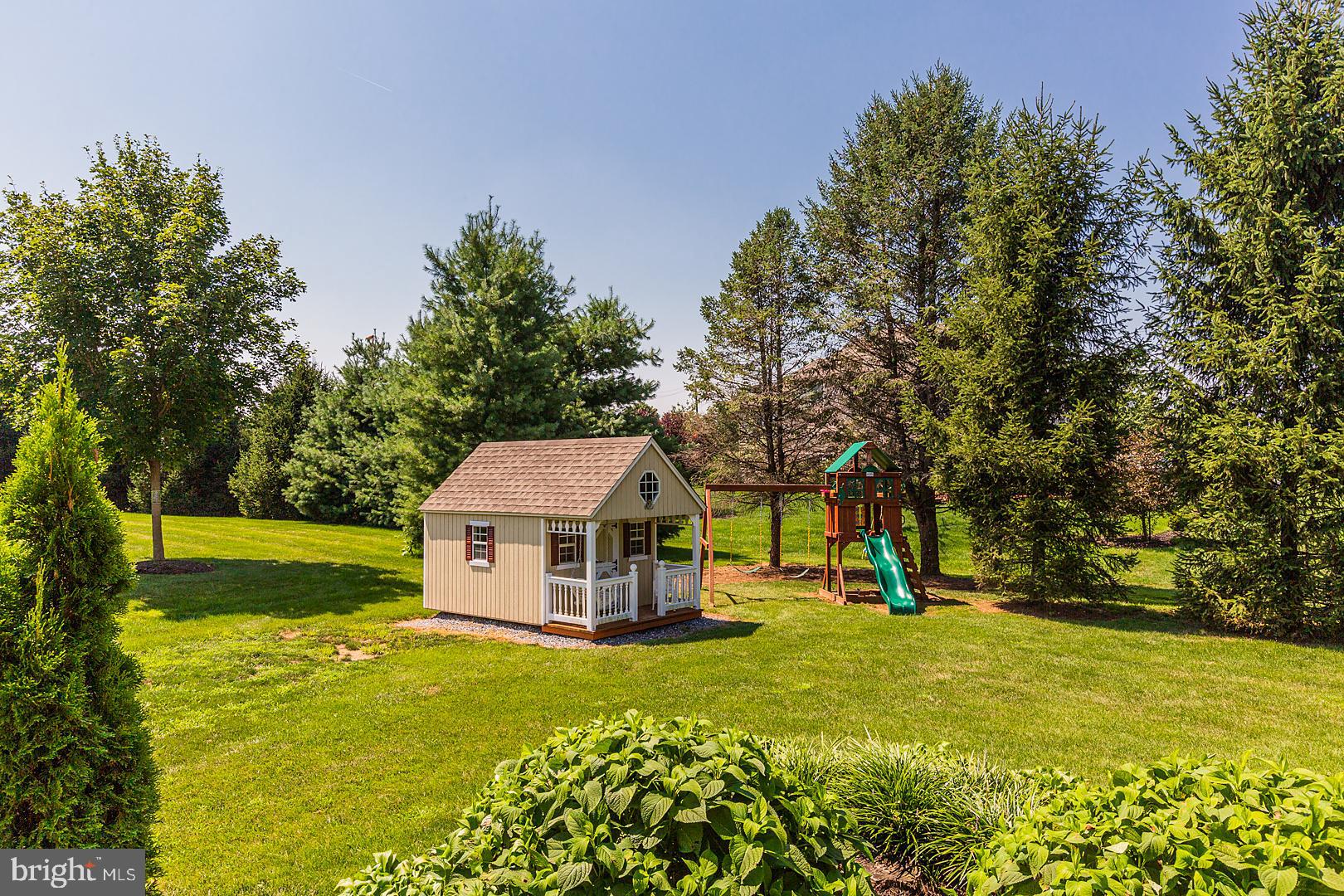160 Olde Field Drive Lititz, PA 17543 - Photo 53 of 56 Playhouse/swing set
