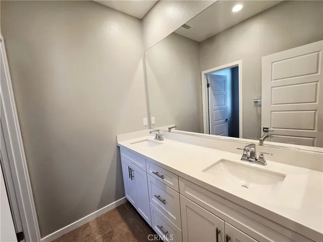 $1,398,000 | 132 Modjeska, Irvine, CA 92618