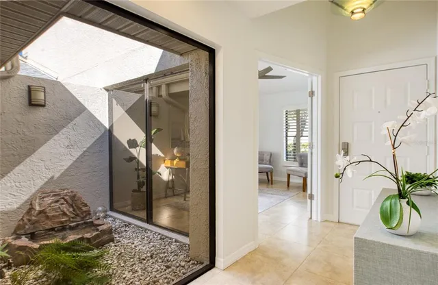 $565,000 | 1312 Pasadena Avenue South, Unit 14, South Pasadena, FL 33707