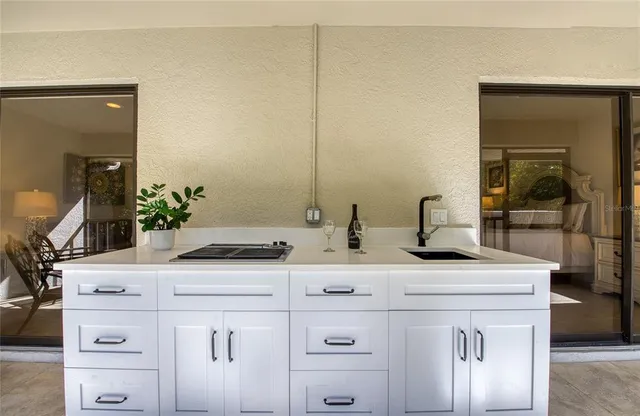 $565,000 | 1312 Pasadena Avenue South, Unit 14, South Pasadena, FL 33707