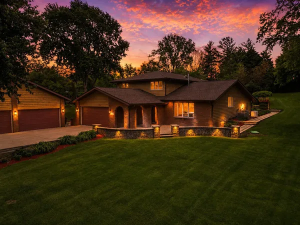 $599,000 | 12 East 700 North, Valparaiso, IN 46383