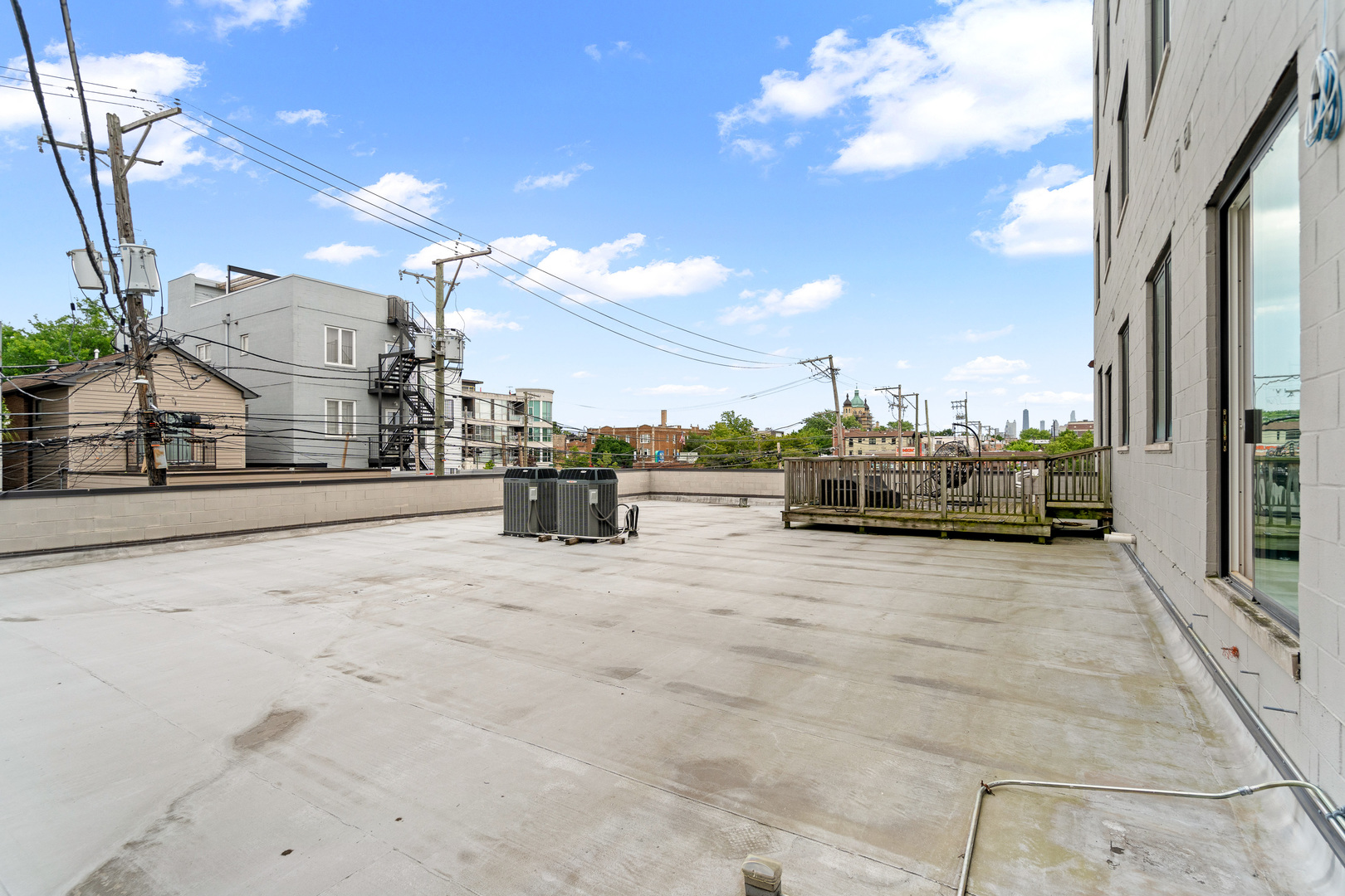 2424 West Chicago Avenue, Unit 201 Chicago, IL 60622 - Photo 20 of 25