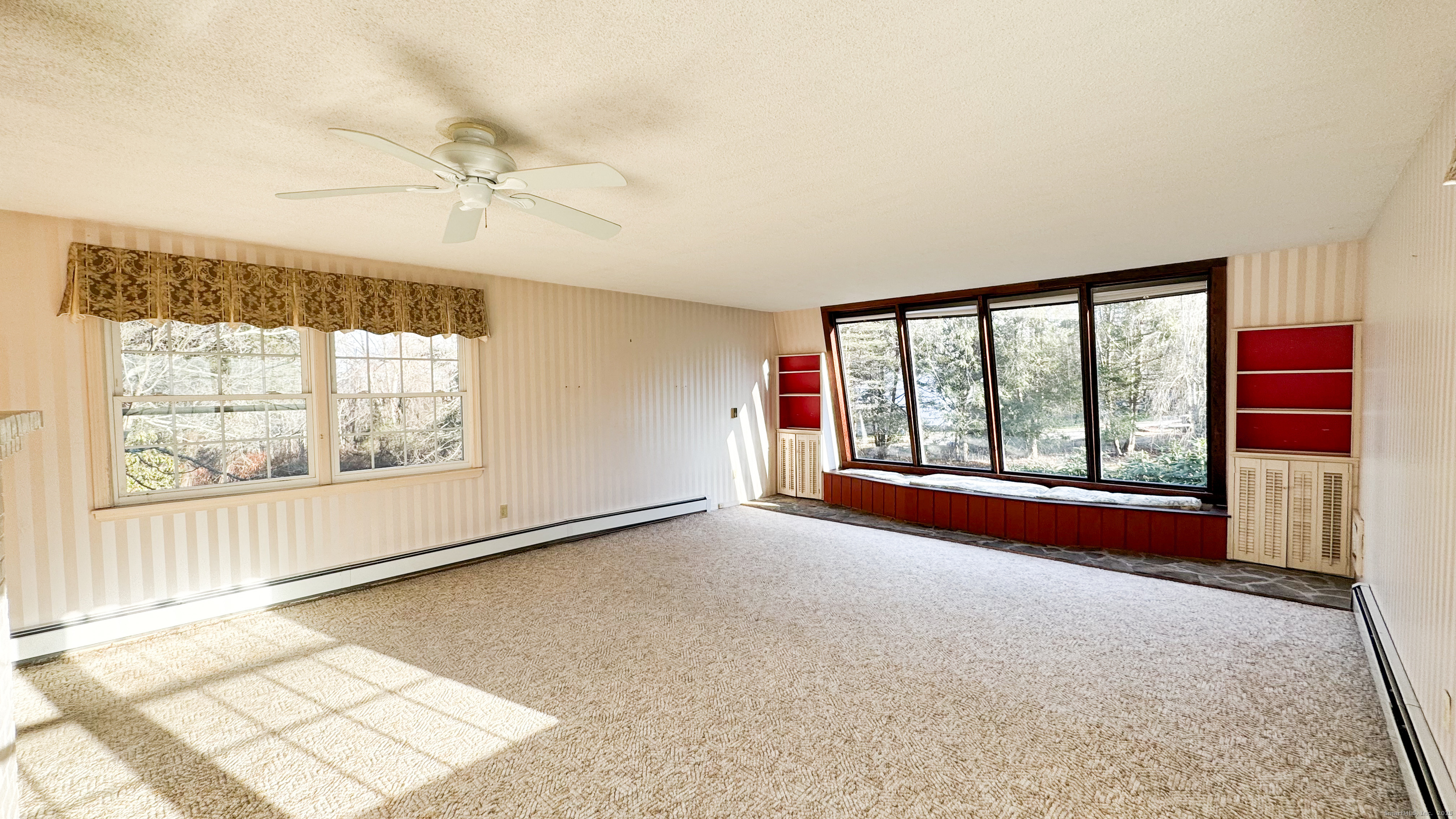 338 Main Street Hampton, CT 06247 - Photo 14 of 31 an empty room with windows and view of an empty room