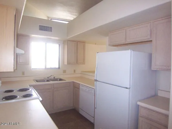 $1,375 | 1800 West Elliot Road, Unit 223, Chandler, AZ 85224