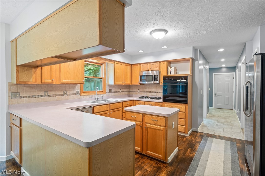 2909 Sanford Road Atwater, OH 44201 - Photo 14 of 34 Gallery Image 14