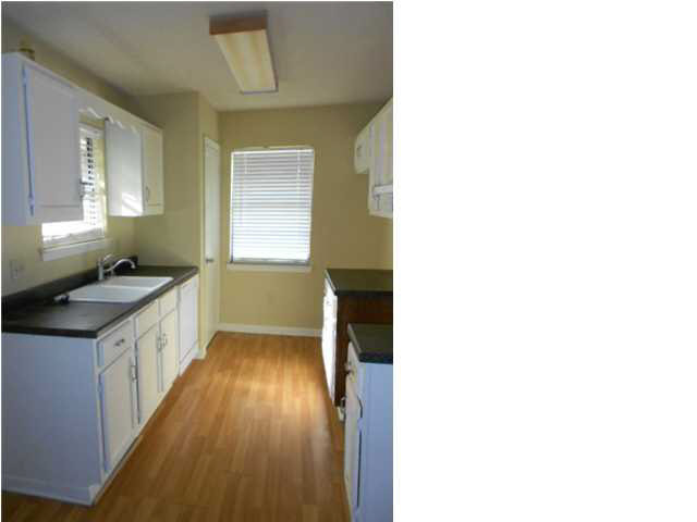 121 Cumberland Road Brandon, MS 39047 - Photo 5 of 8 Kitchen