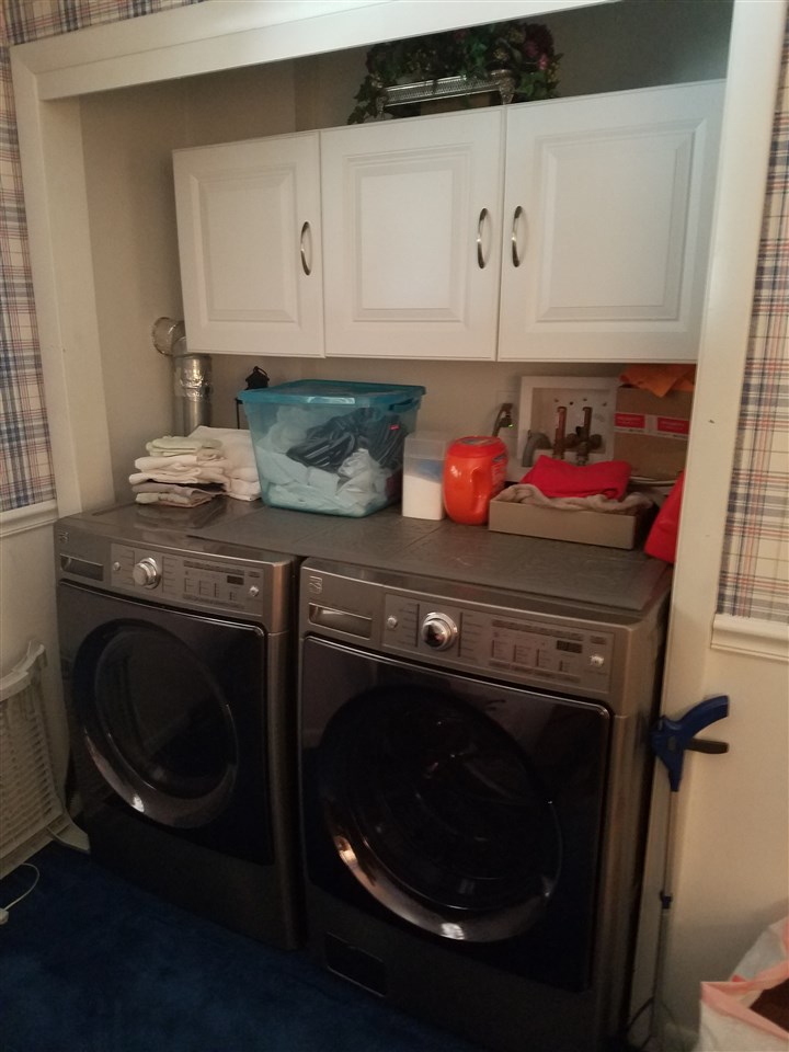 18 Barnesdale Road Nashua, NH 03062 - Photo 13 of 19 Gallery Image 13
