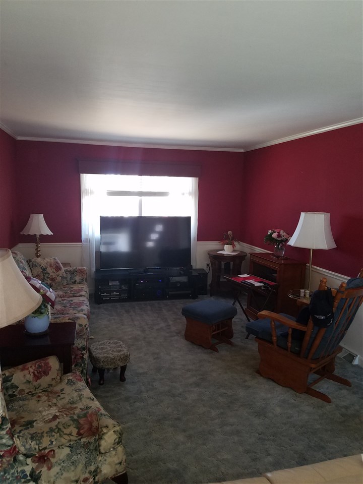 18 Barnesdale Road Nashua, NH 03062 - Photo 14 of 19 Gallery Image 14