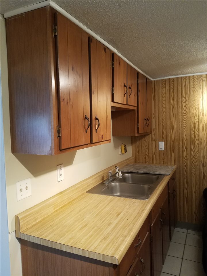 18 Barnesdale Road Nashua, NH 03062 - Photo 15 of 19 Gallery Image 15