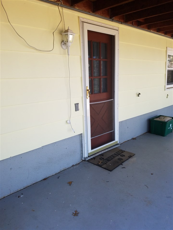 18 Barnesdale Road Nashua, NH 03062 - Photo 4 of 19 Gallery Image 4