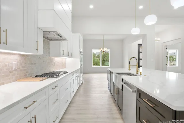 $1,159,999 | 11010 Nina Ridge, San Antonio, TX 78255