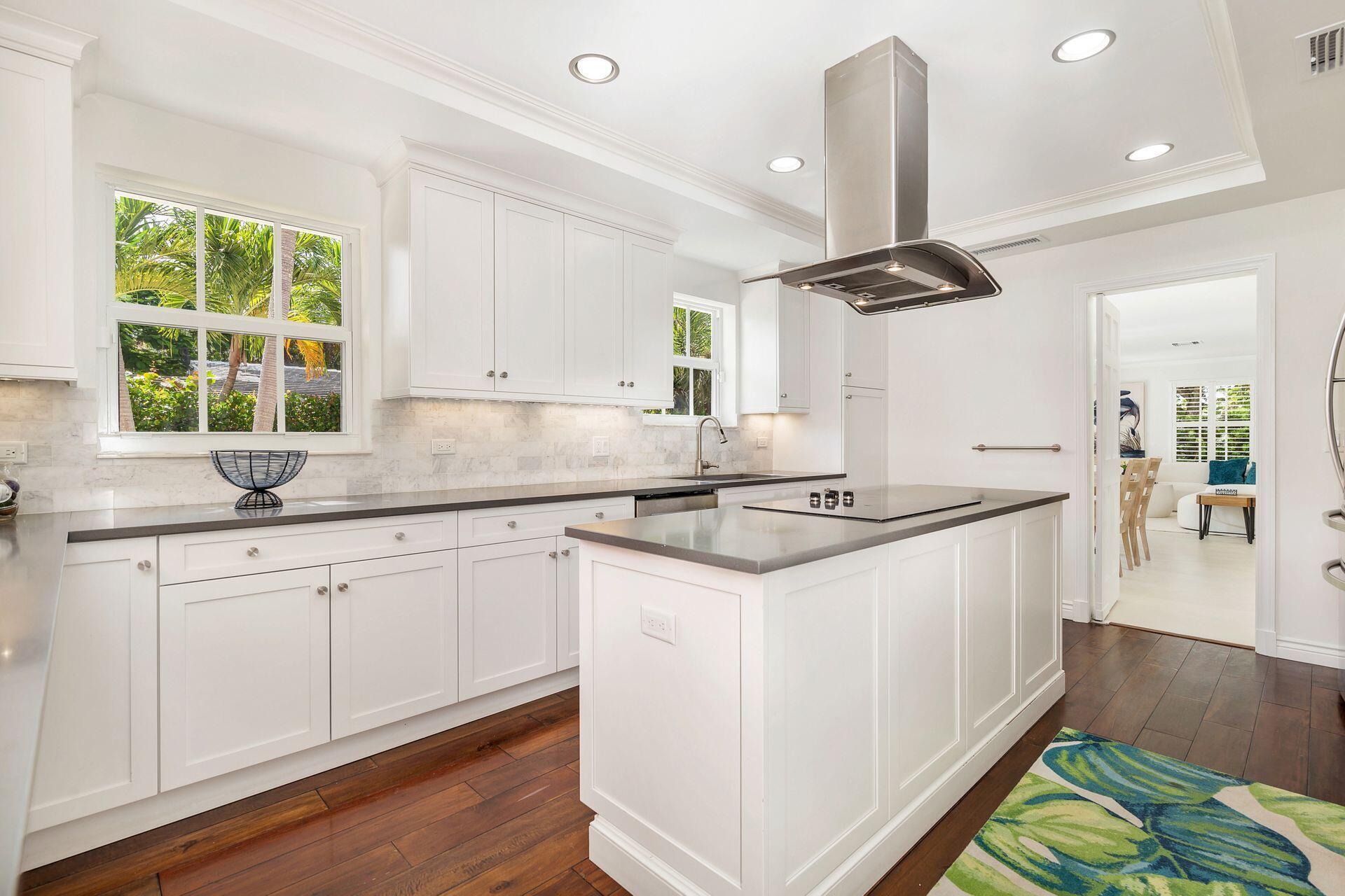 145 Seville Road West Palm Beach, FL 33405 - Photo 16 of 44 18