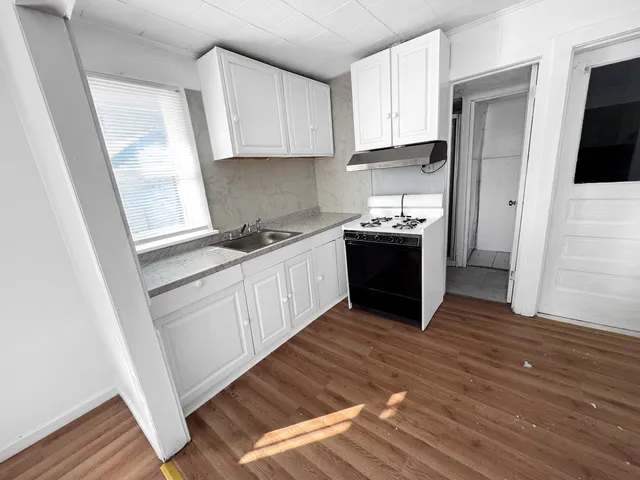 $135,000 | 812 1/2 East Benton Street, Morris, IL 60450