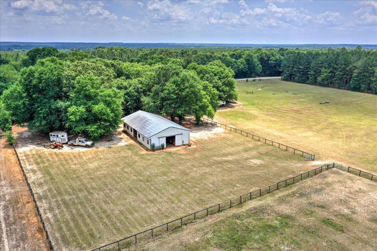 1869 Surrey Race Road Springfield, SC 29146 - Photo 15 of 33