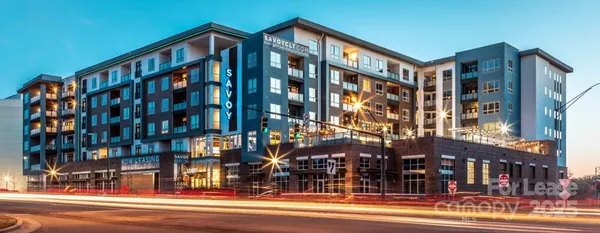 $3,242 | 650 East Brooklyn Vlg Avenue, Unit C1, Charlotte, NC 28202