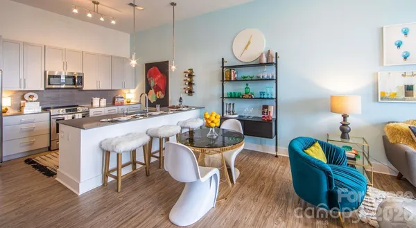 $2,382 | 650 East Brooklyn Vlg Avenue, Unit B1, Charlotte, NC 28202