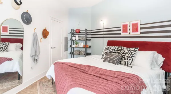 $2,382 | 650 East Brooklyn Vlg Avenue, Unit B1, Charlotte, NC 28202